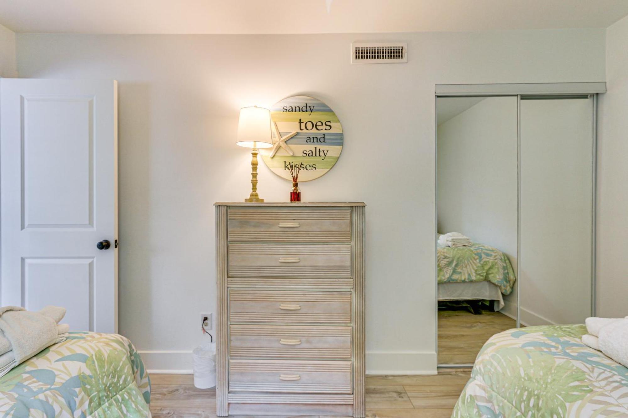 Coligny Gem With Community Perks Walk To Beach Hilton Head Island Exteriör bild